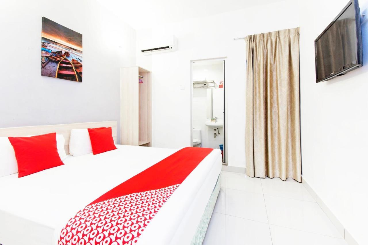 OYO 325 Damansara Inn Petaling Jaya Luaran gambar