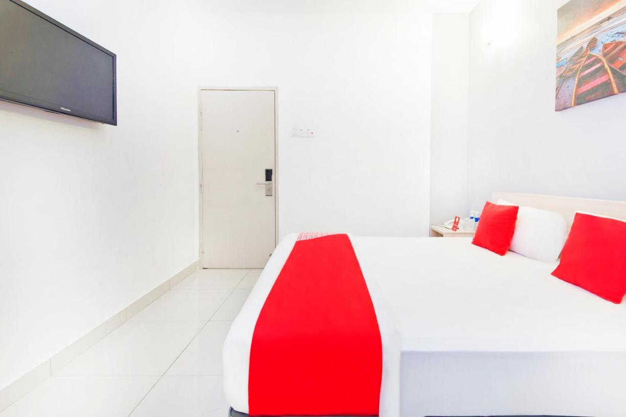 OYO 325 Damansara Inn Petaling Jaya Luaran gambar
