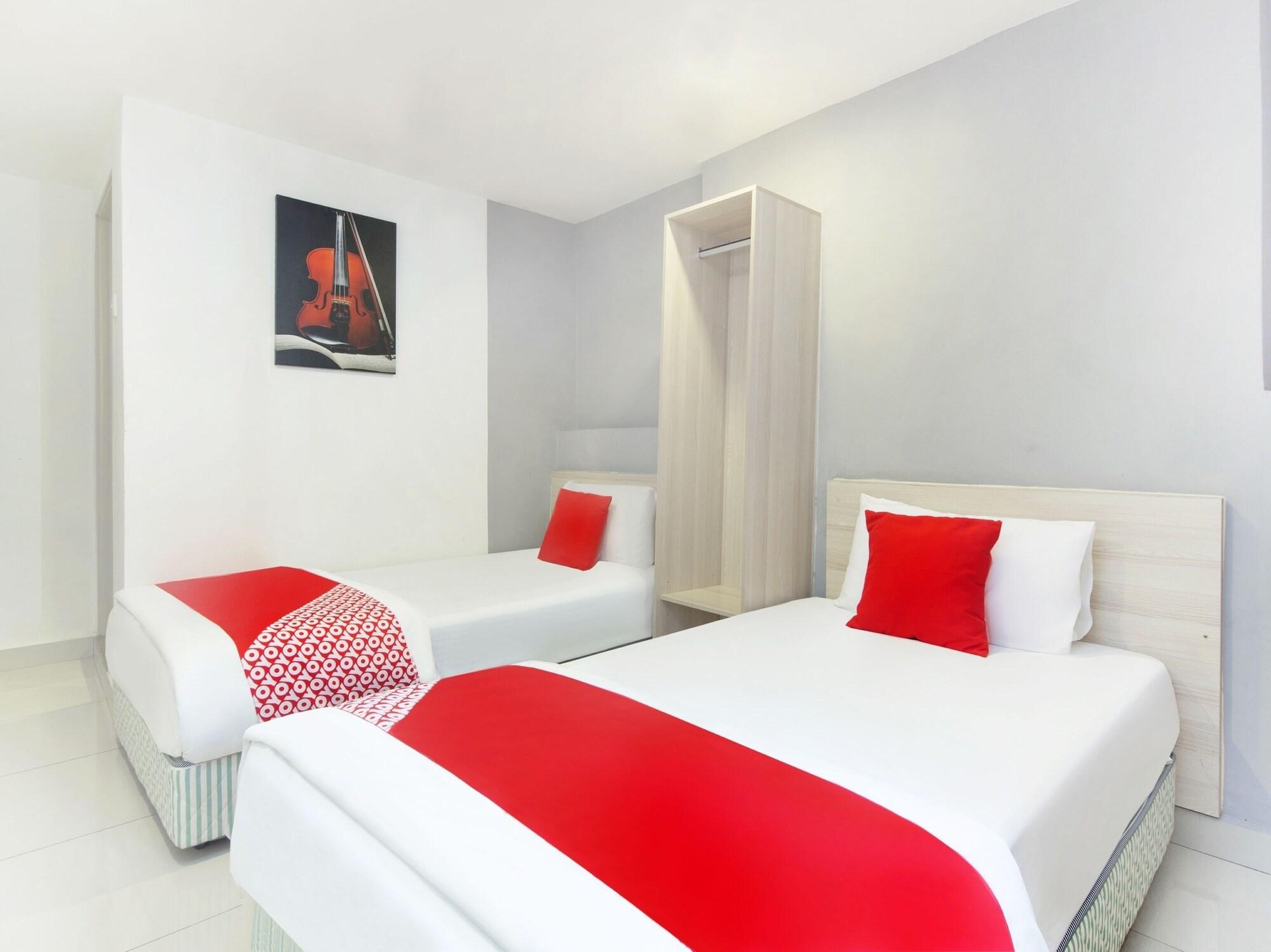 OYO 325 Damansara Inn Petaling Jaya Luaran gambar