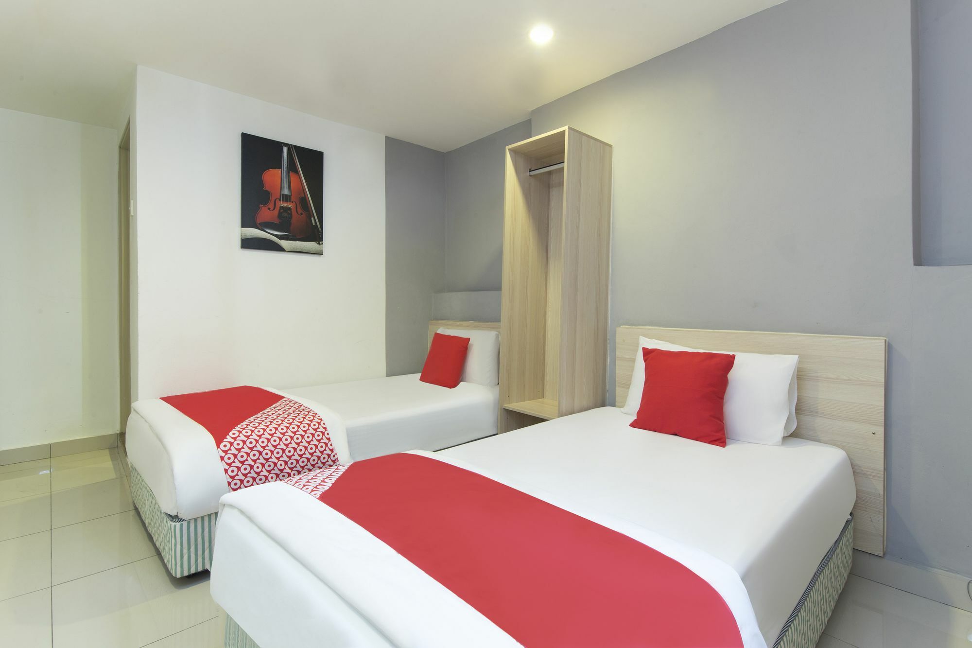 OYO 325 Damansara Inn Petaling Jaya Luaran gambar