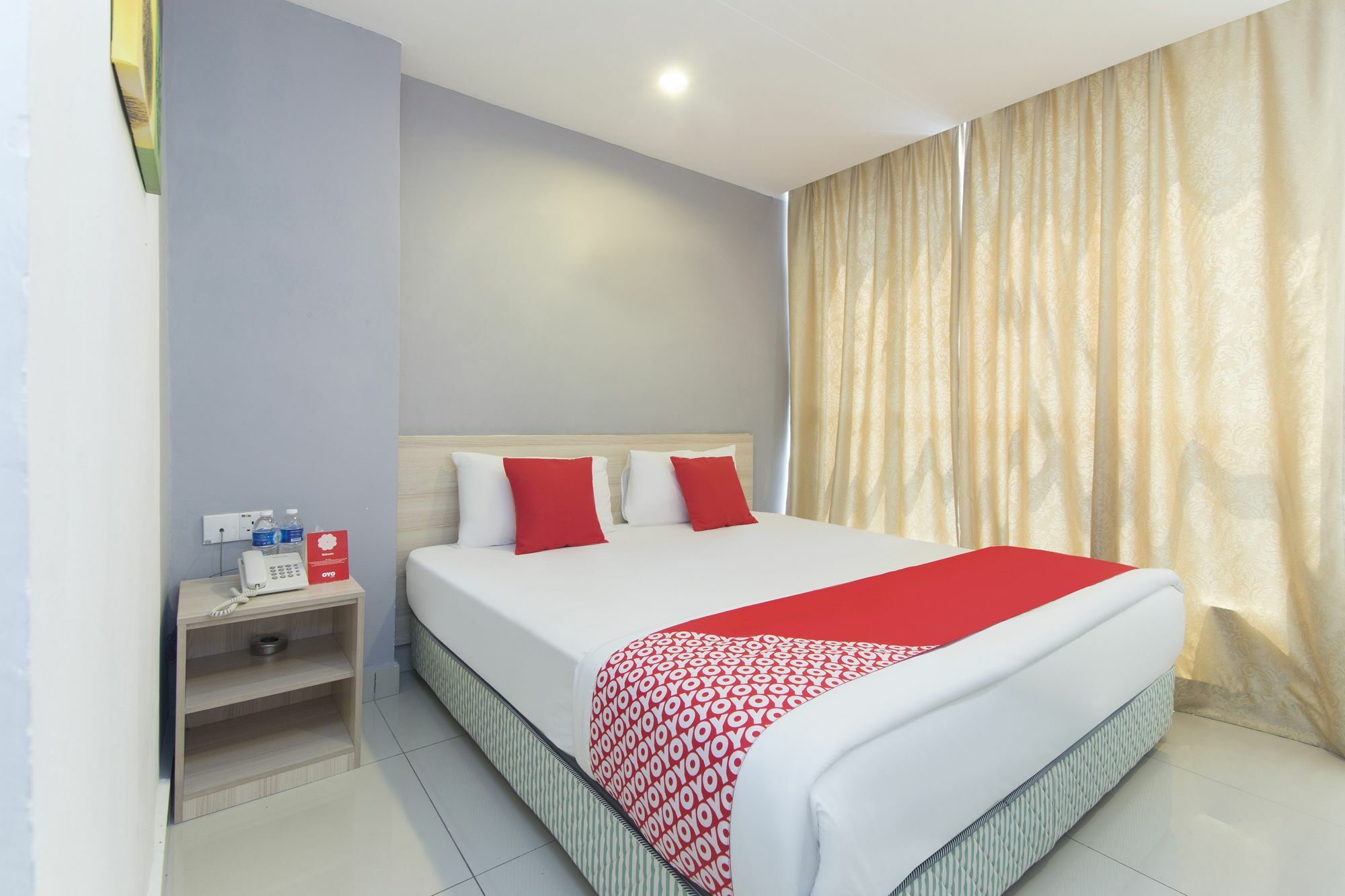 OYO 325 Damansara Inn Petaling Jaya Luaran gambar
